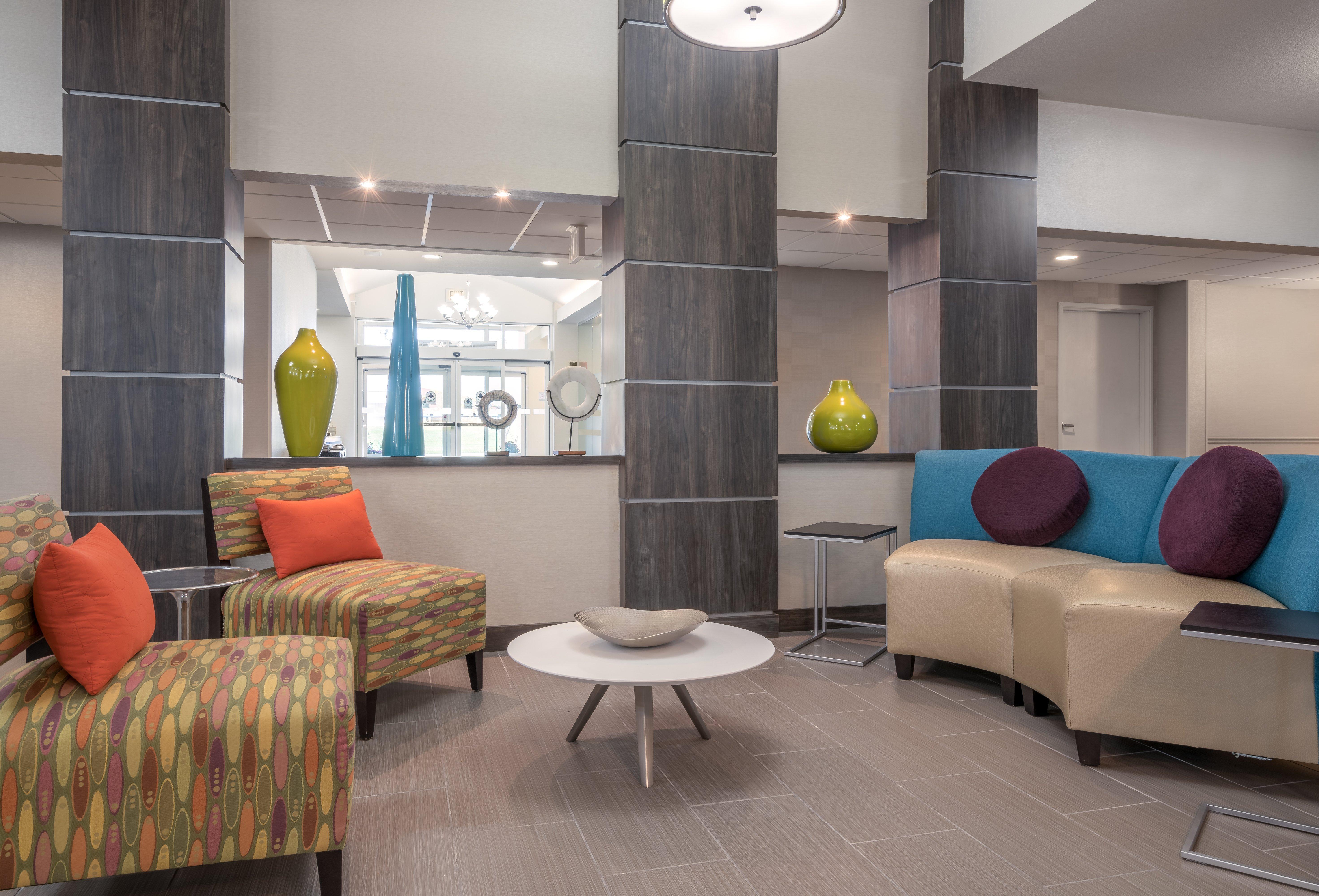 Holiday Inn Express Hotel & Suites Ames By Ihg Exterior foto